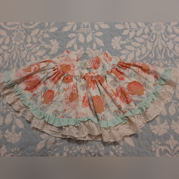 Magpie and Mabel Girls pink and green floral skirt. 2T Adorable - Picture 2 of 5